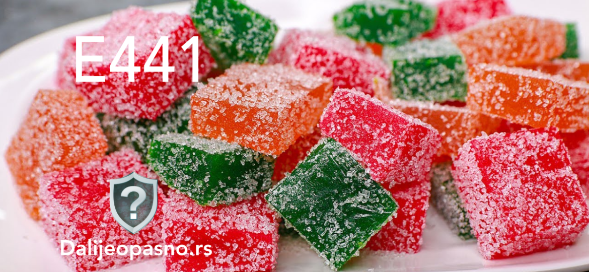 Goveđi želatin u kockama kao prirodni izvor kolagena za zdravlje zglobova.