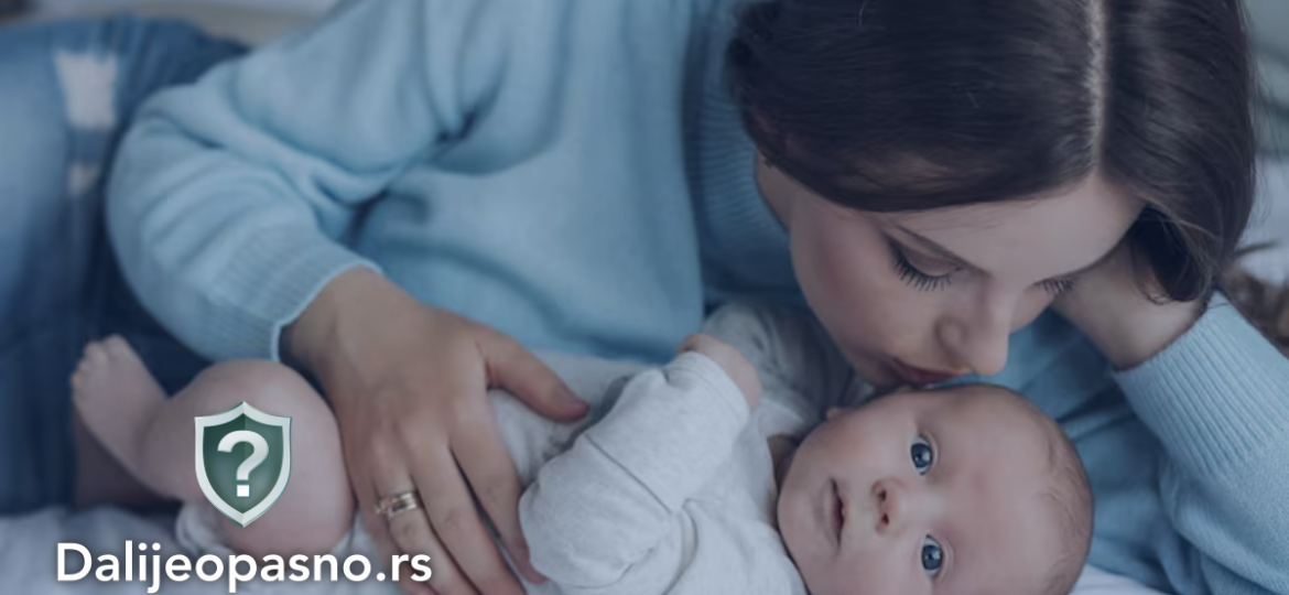 Šta raditi kada beba pala sa kreveta – vodič kroz simptome i prvu pomoć na portalu dalijeopasno.